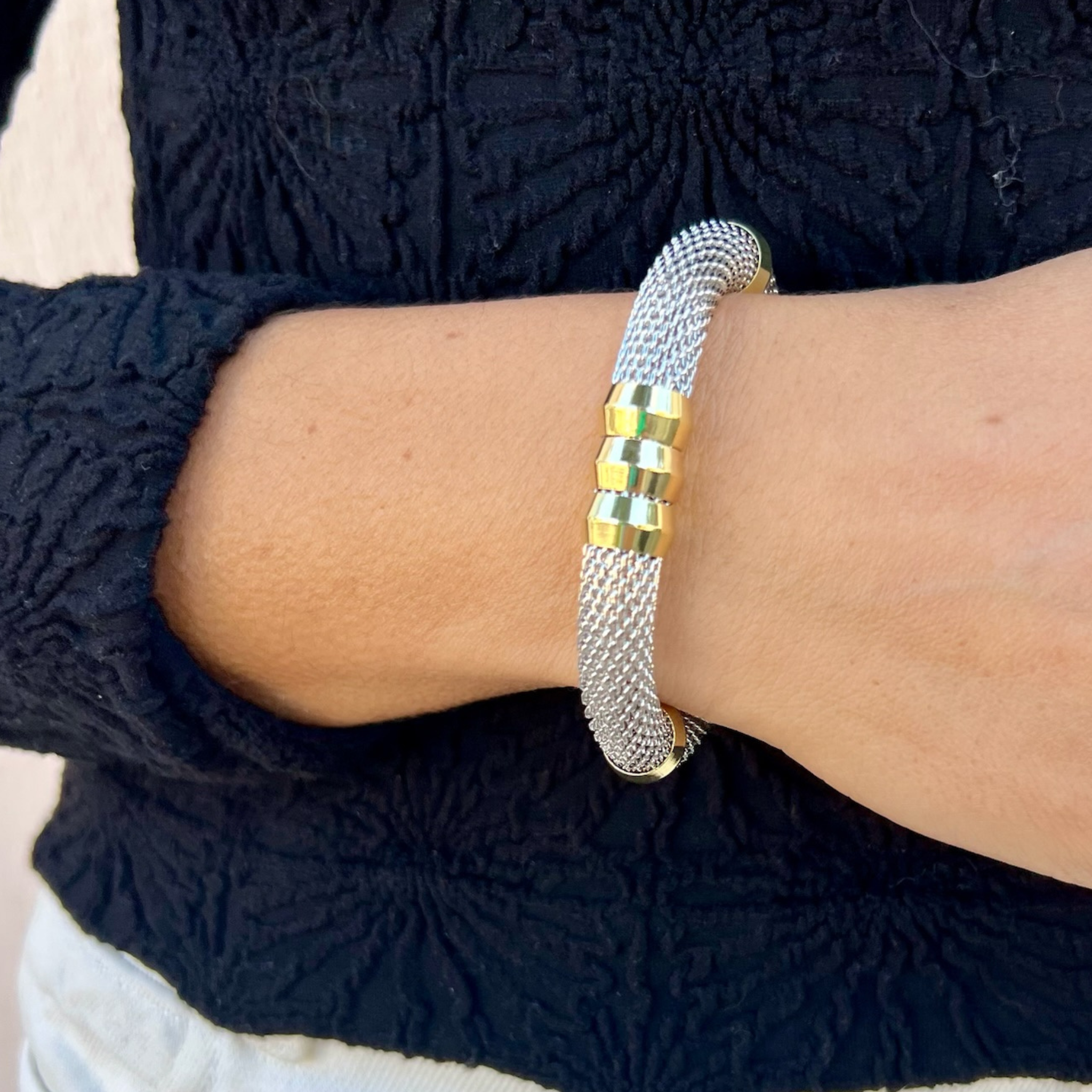 TwoToneMeshBraceletsignaturemagneticclasp