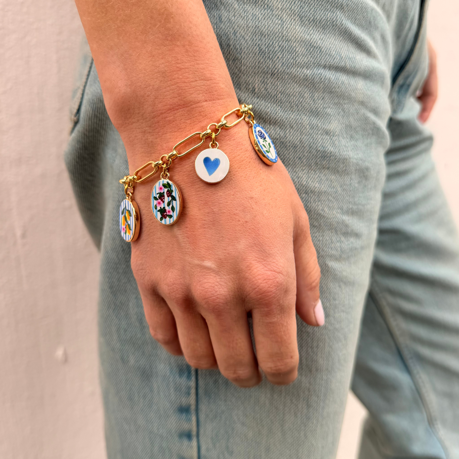 BellaVitaBracelet-onmodel