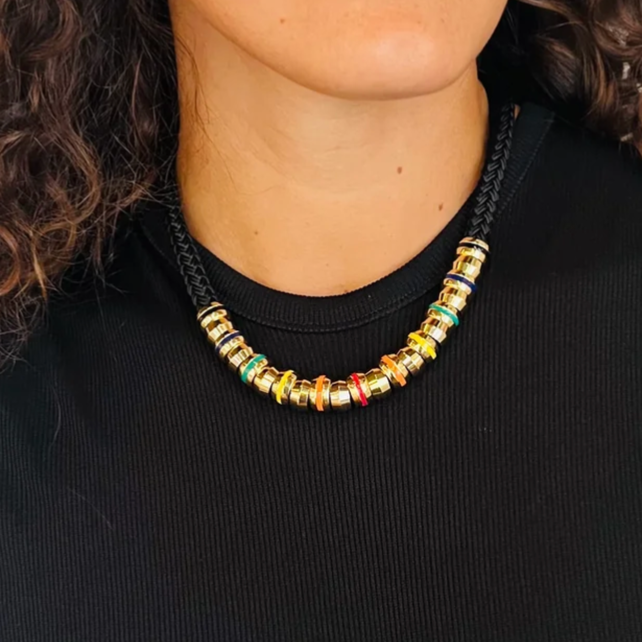 Black-SkinnyClassicNecklace-signaturemagneticclasp - on model