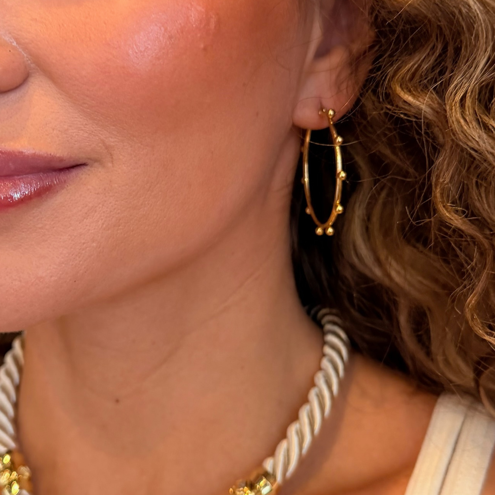 Dottie Hoop - on model