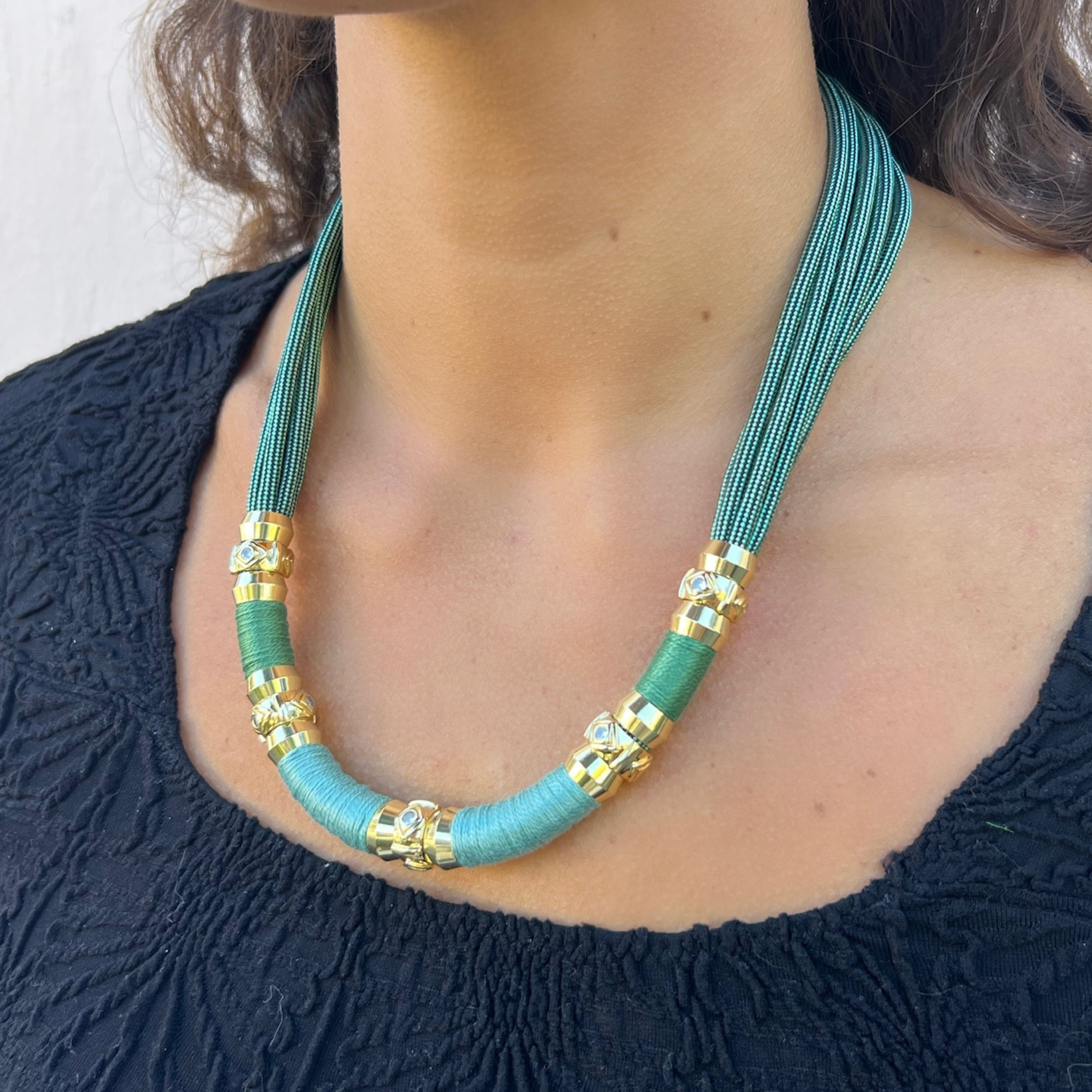 EucalyptusColorblockNecklace-signaturemagneticclasp