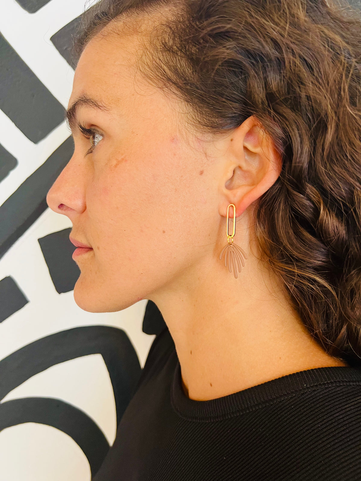 Matisse Cutout Earrings Brown