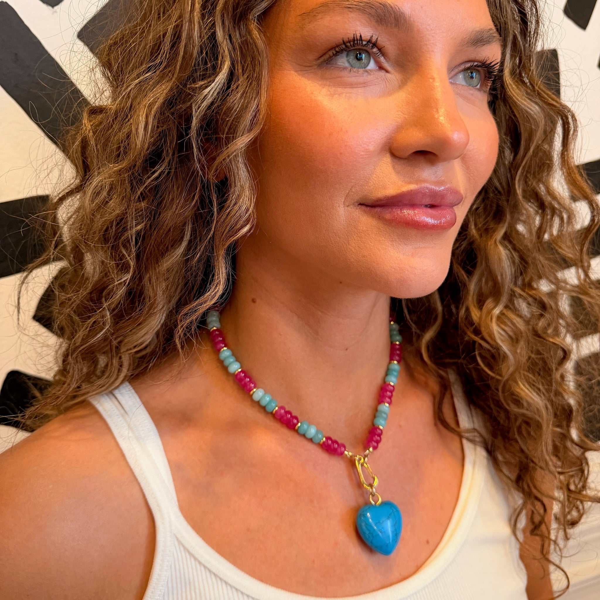 Gem Necklace with Heart - Island - on model