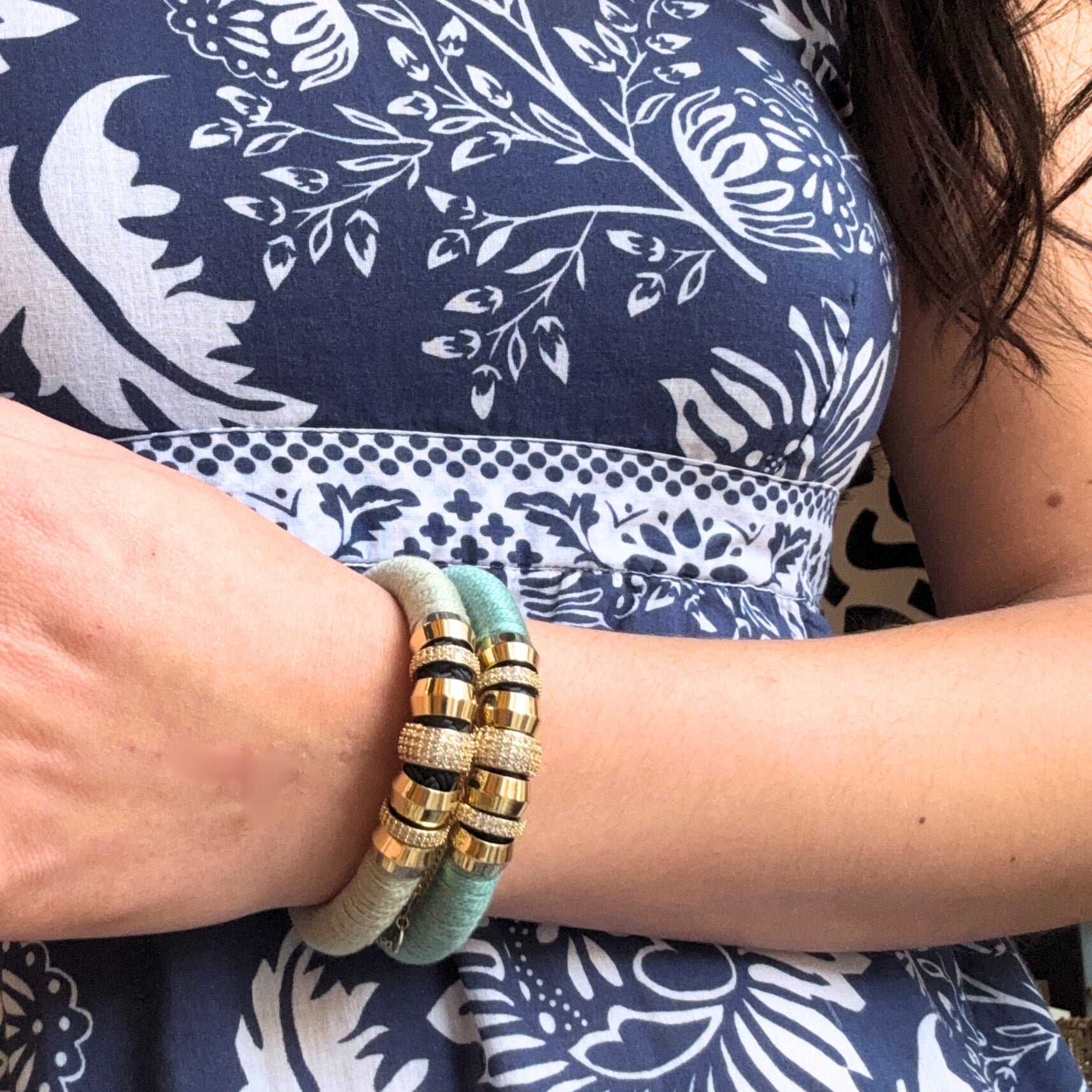 Light Turquoise Luxe Classic Bracelet Signature Magnetic Clasp