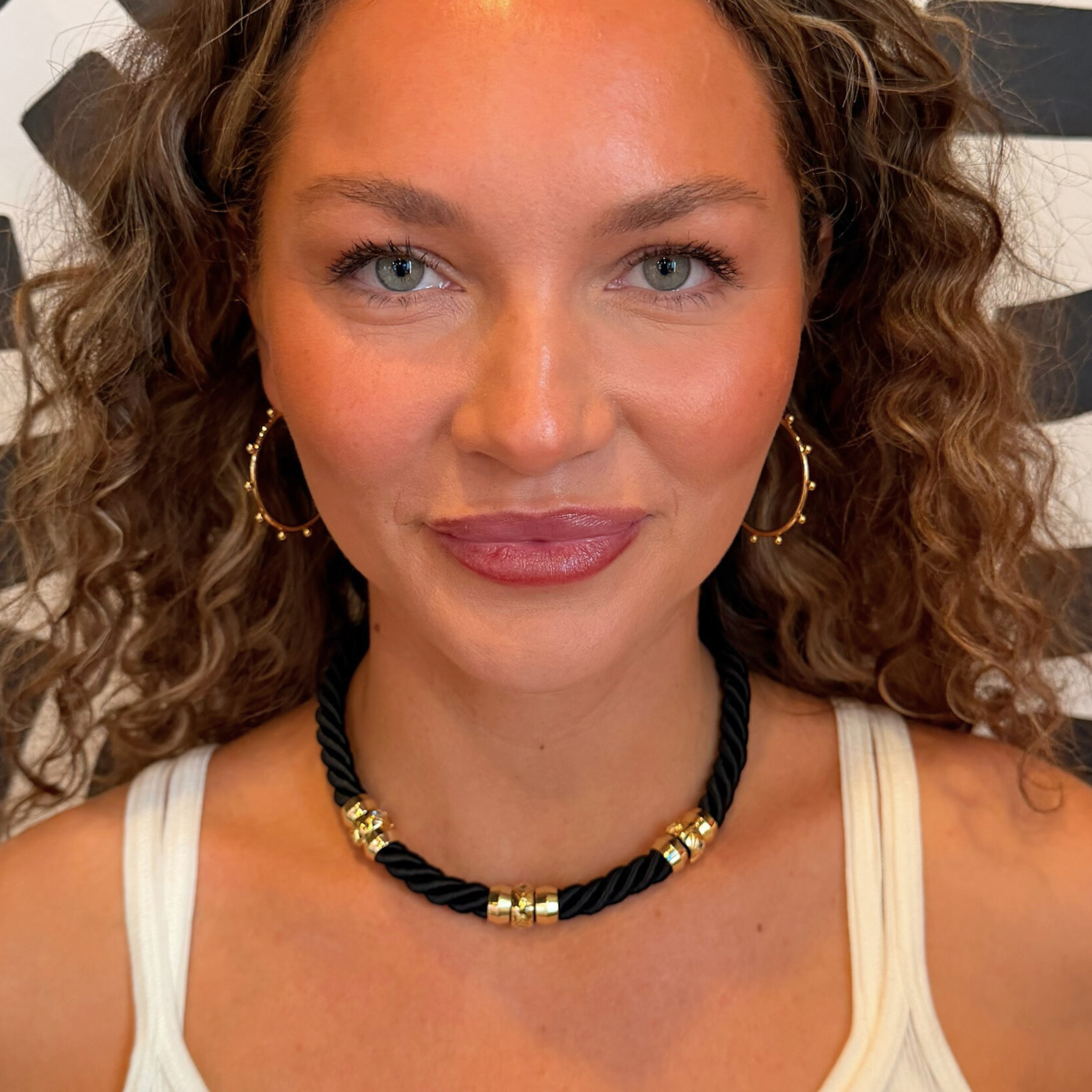 Venetian Necklace-Caviar-on model
