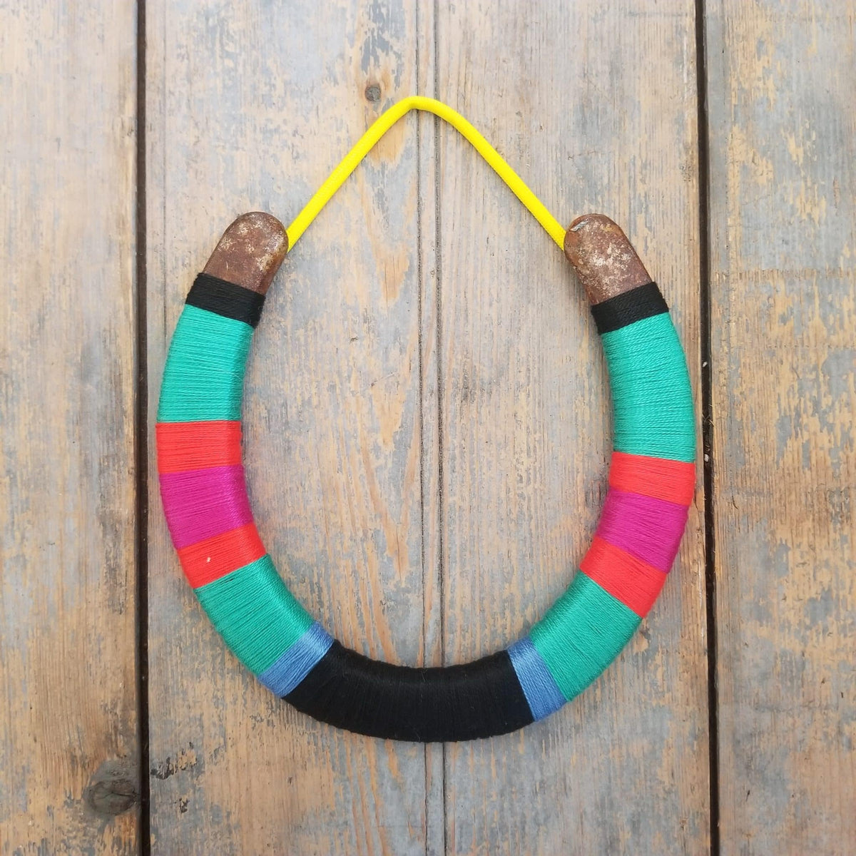 Lucky Horseshoe Colorwheel