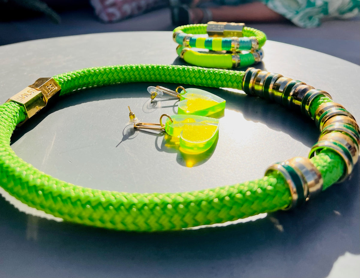 Classic Necklace Lime Green