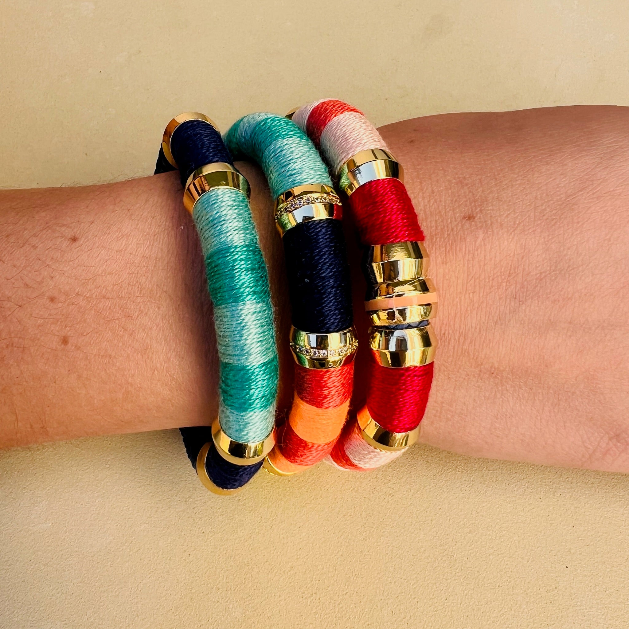 Colorblock Blue Lagoon Bracelet Signature Magnetic Clasp